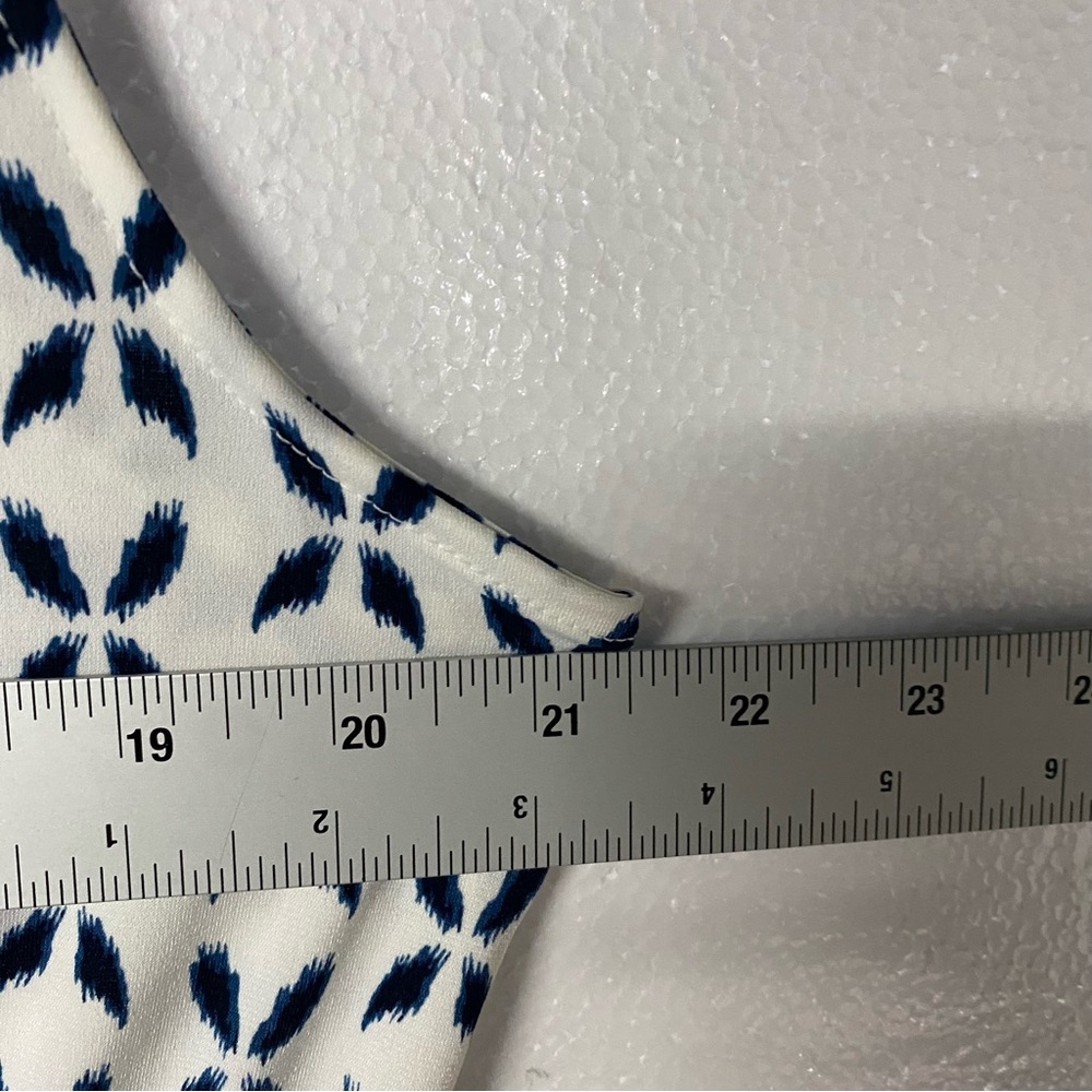 Banana Republic Dress Women XL White Blue Geometric Lightweight Empire Waist - Picture 6 of 8